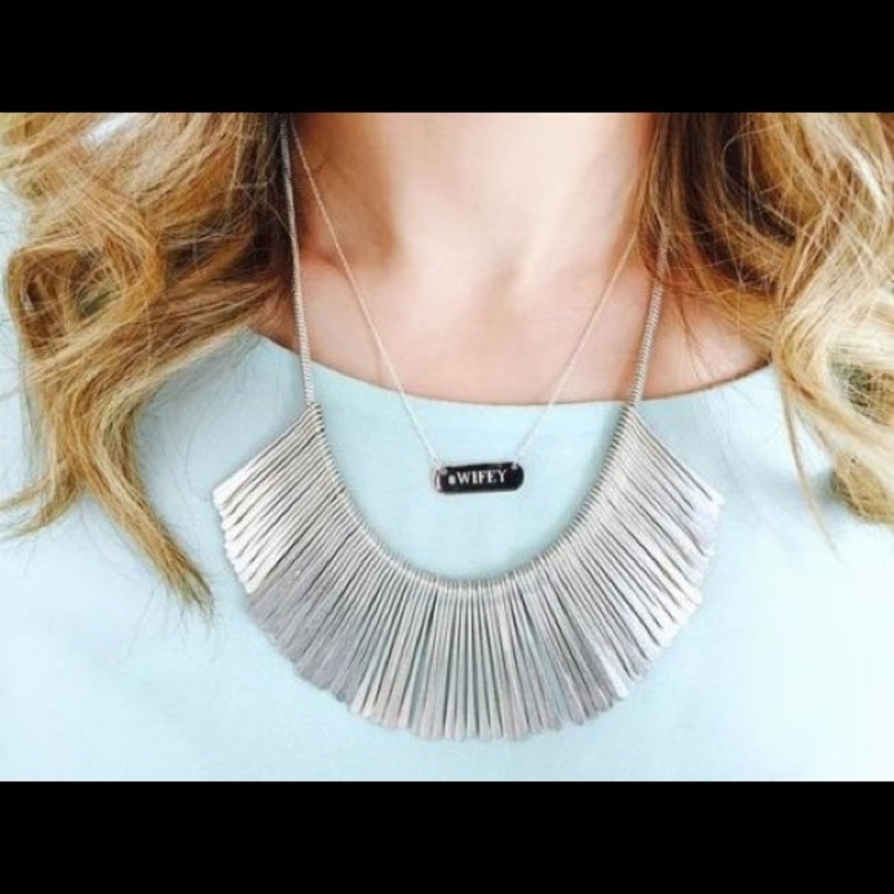 Essential Fringe Necklace